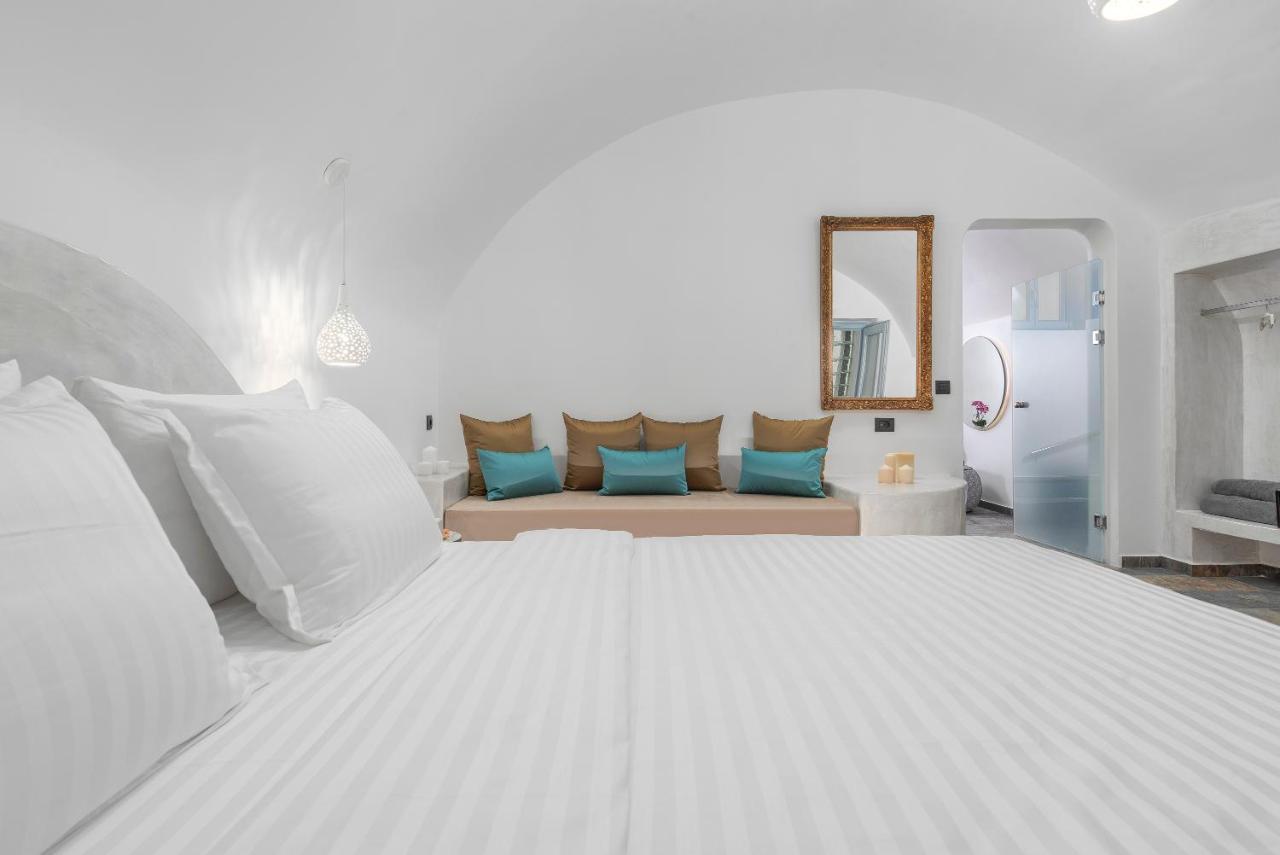 Sole D'Oro Luxury Suites Oía Quarto foto