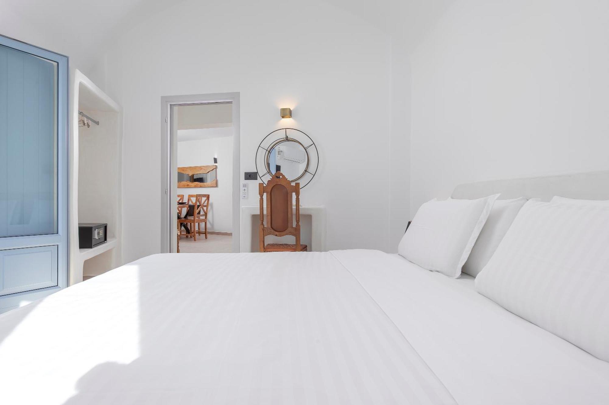Sole D'Oro Luxury Suites Oía Quarto foto