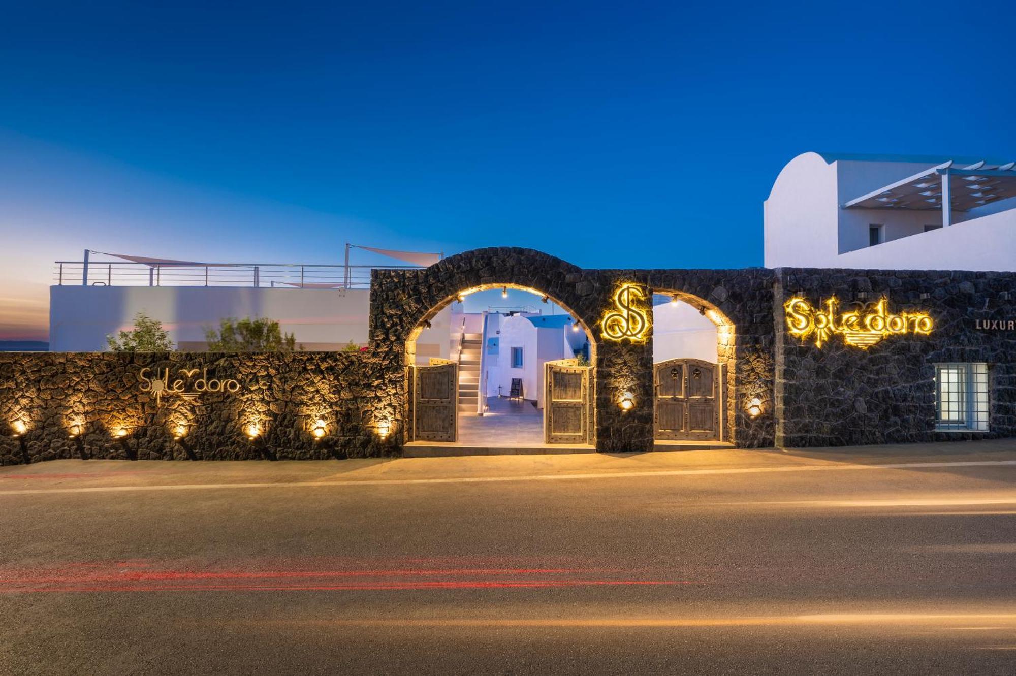 Sole D'Oro Luxury Suites Oía Exterior foto